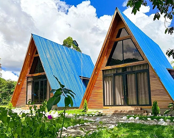 Cabañas en plena naturaleza: tu refugio sereno lejos de la ciudad. Reserve ahora para una escapada relajante en Oxapampa